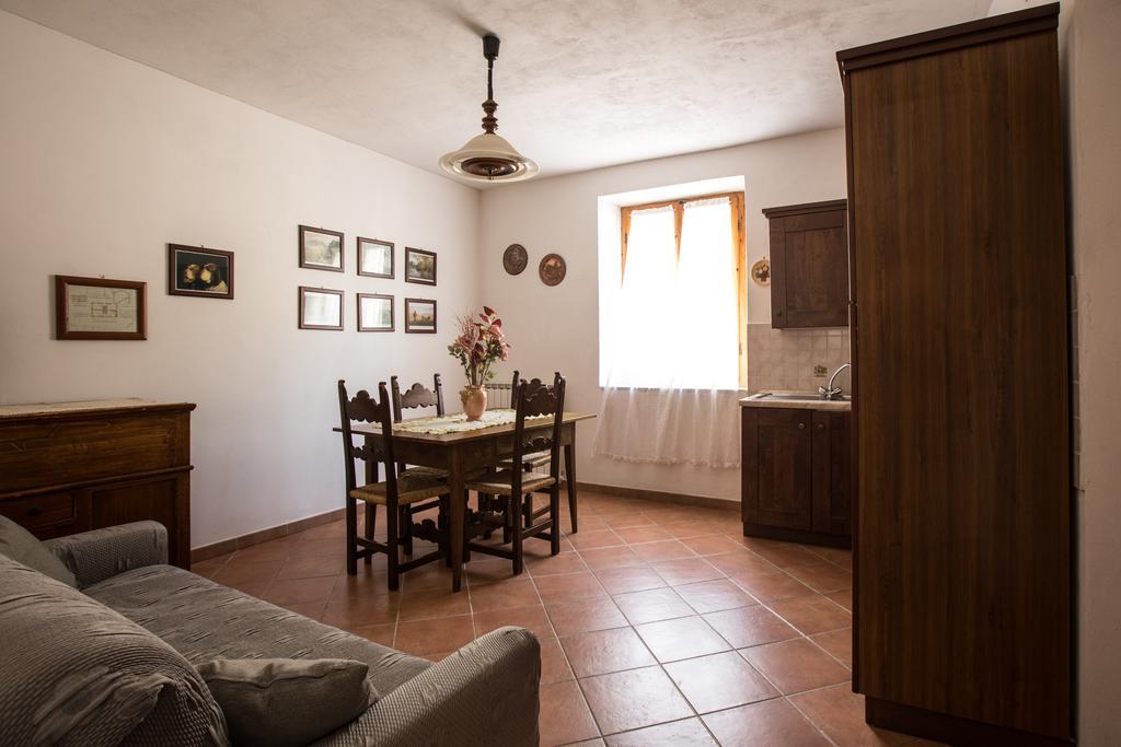 Casa Guaitoli Villa บันญี ดิ เปตริออโล ภายนอก รูปภาพ